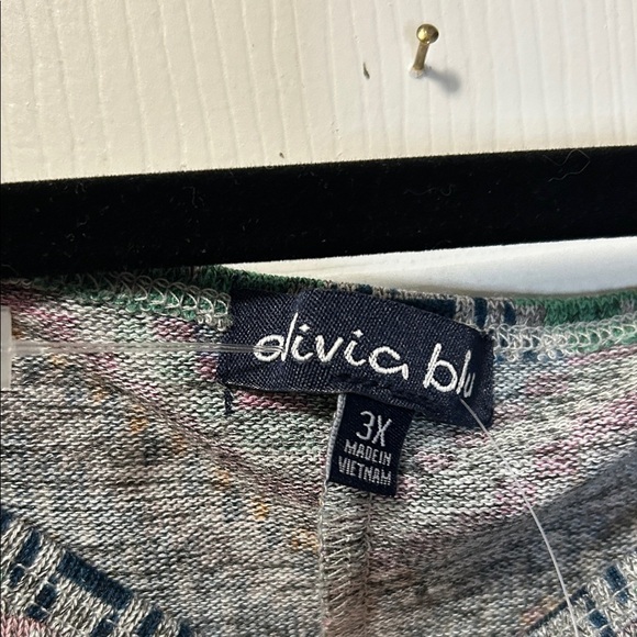 Olivia Blu Chevron Tunic Sweater with 3/4 Sleeves 3X NWT - Picture 2 of 6